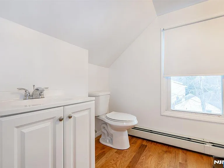 677 Warwick Tpke — Photo 13