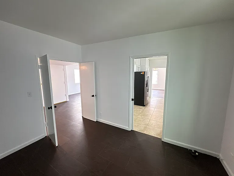 11831 Mayfield Ave #3 — Photo 21