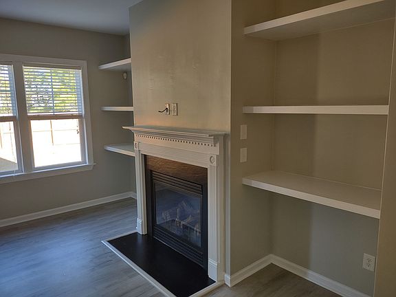 4th image of 602 Walkens Woods Ln