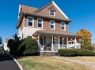 132 Totowa Rd, Totowa, NJ 07512