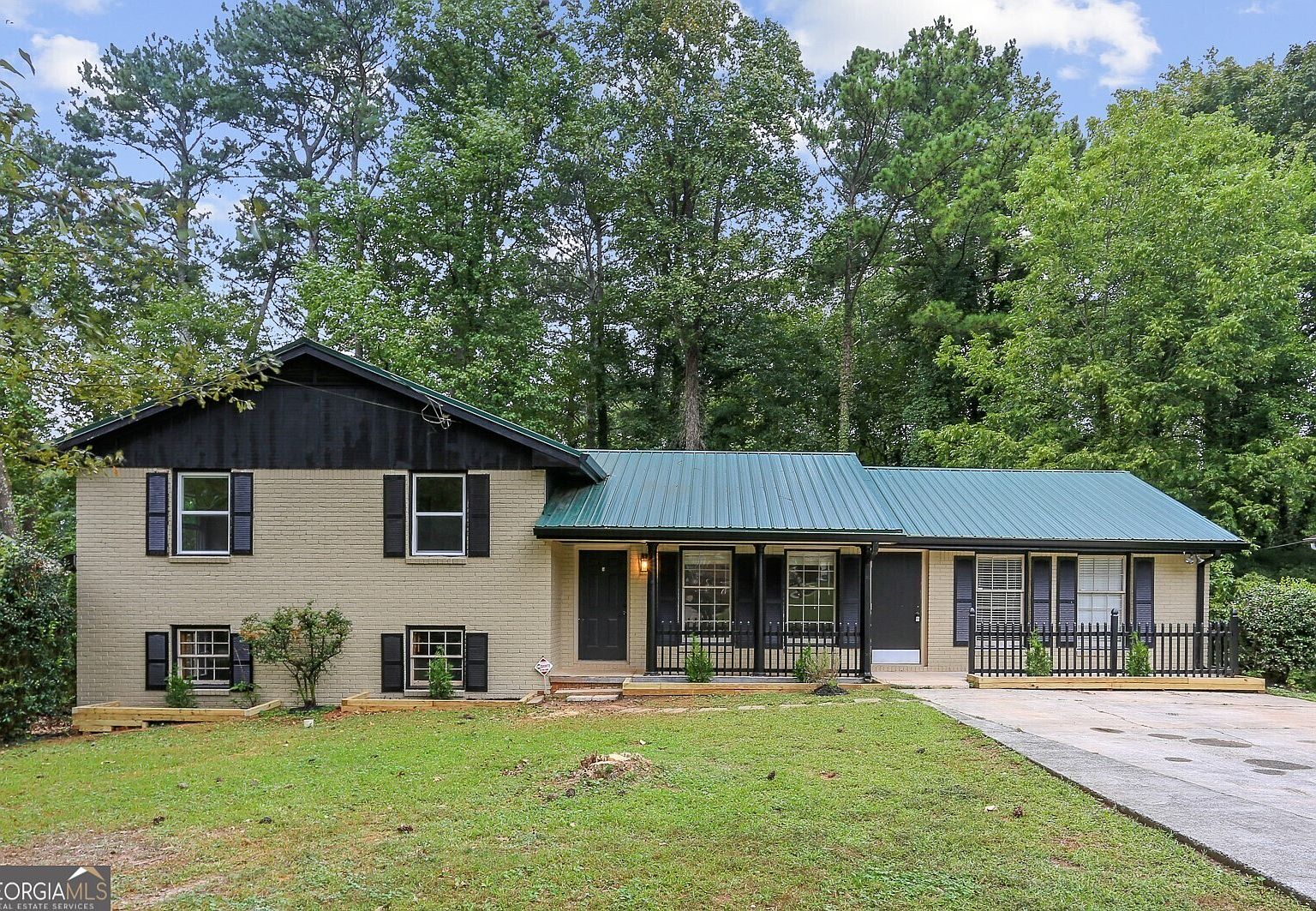 1092 Nielsen Dr, Clarkston, GA 30021 Zillow