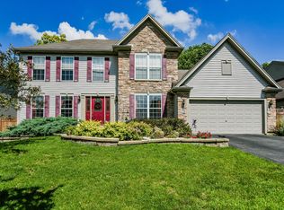 1330 Walnut Ridge Dr, Montgomery, IL 60538