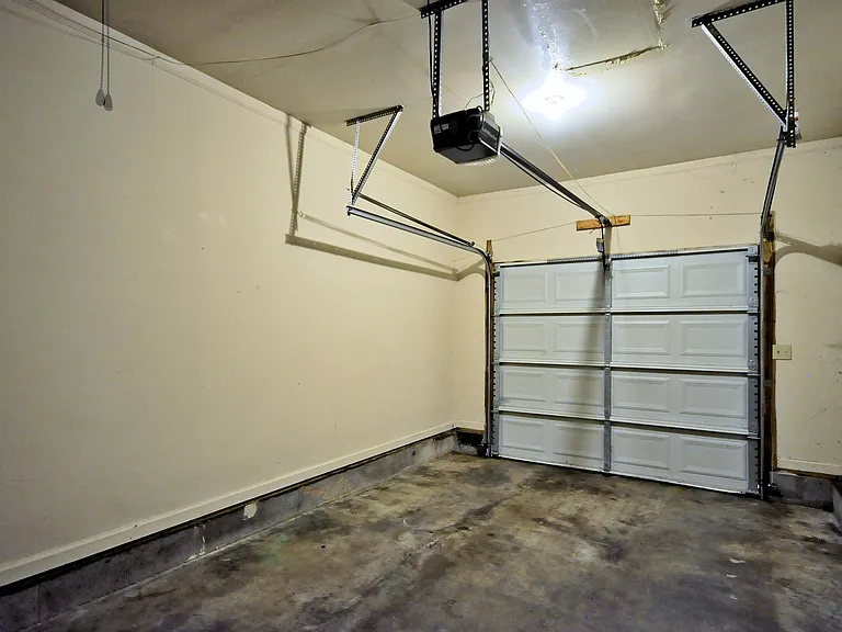 1942 Timberline Way — Photo 32