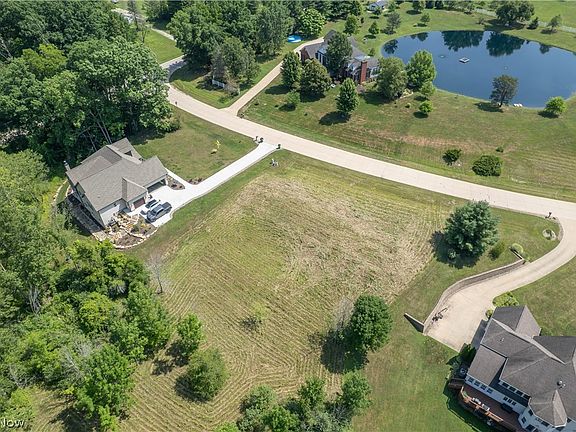 4th image of 3324 Thomas Lincoln Pkwy