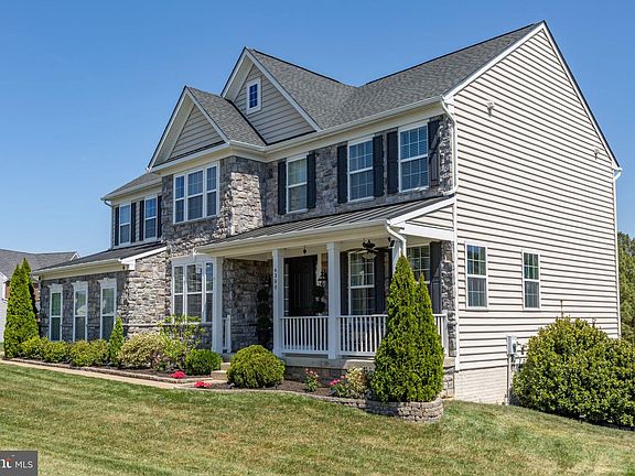 3rd image of 6300 Penn Cove Ct