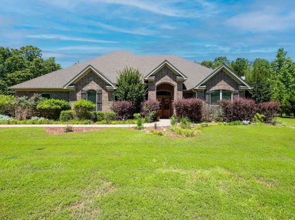 20719 Crested Butte Dr, Little Rock, AR 72210