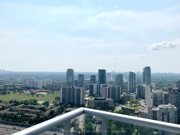 2015 Sheppard Ave E, Toronto, ON