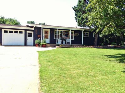 871 11th Ave W, Dickinson, ND, 58601
