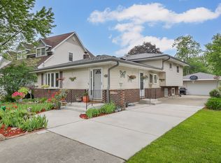 48 N Broadview Ave, Lombard, IL