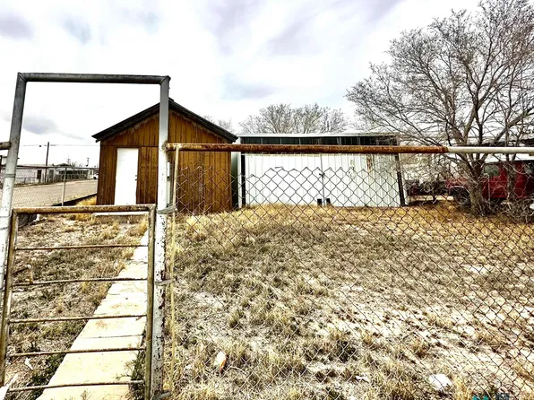 403 N 4th St, Jal, NM 88252