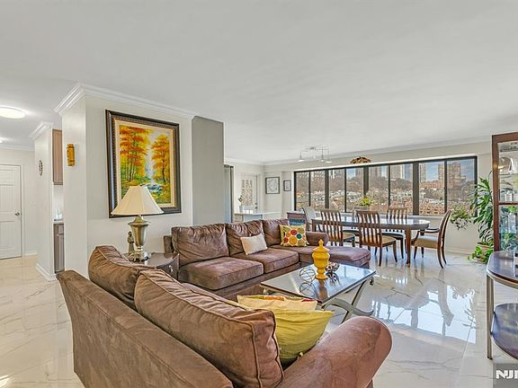 5th image of 1203 River Rd APT 8B