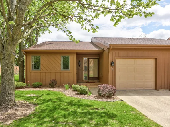 481 Groveland Dr, Frankenmuth, MI 48734