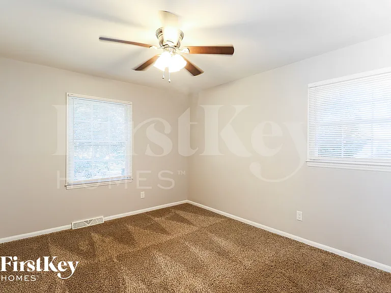 13507 Idlefield Ln — Photo 10
