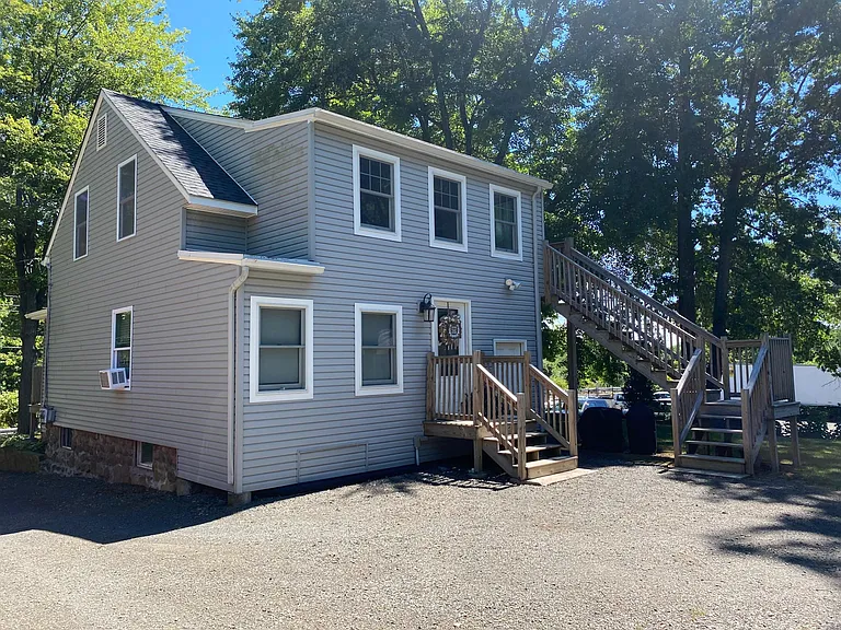 1921 Peck Ln #1 — Photo 1