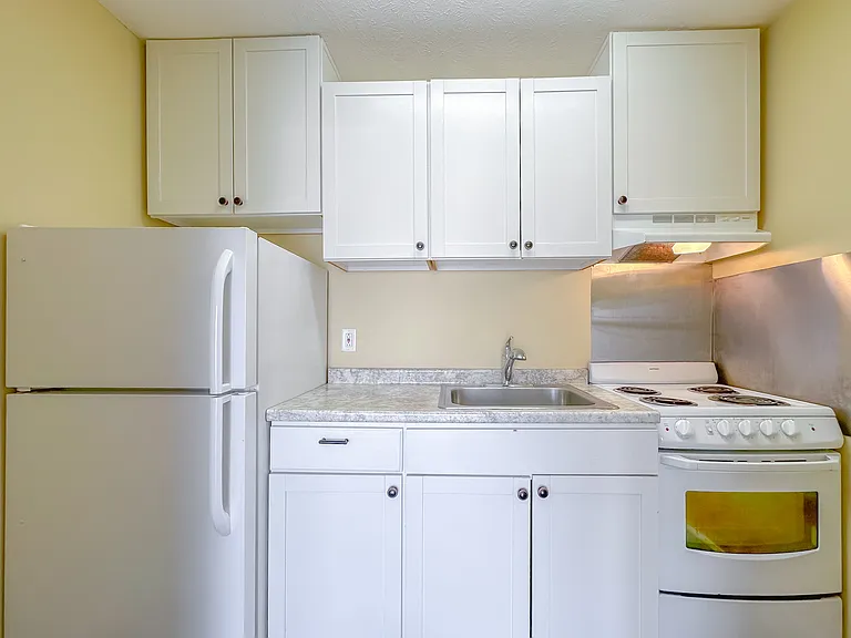 2241 W Pensacola St #27 — Photo 8