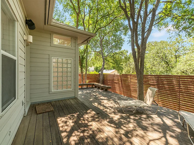 1621 Maggie Mayes St — Photo 29