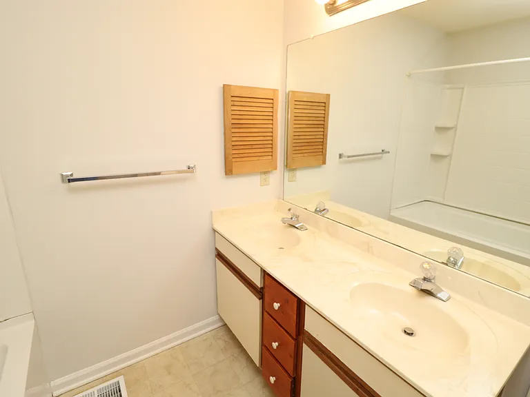 102 Union Jack Ln — Photo 24