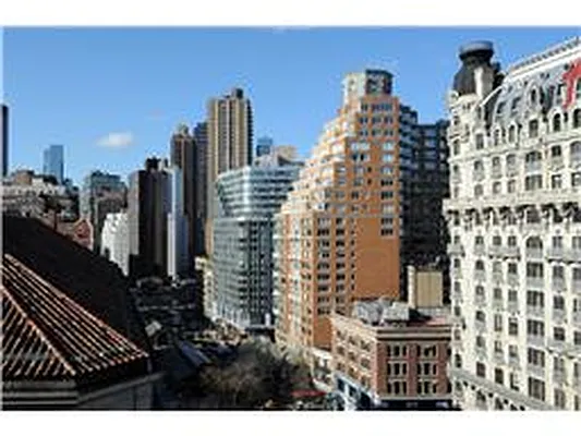 Rented by Citi Habitats | media 9