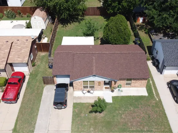 6036 Deerfoot Trl, Fort Worth, TX 76131