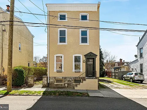 430 Lemonte St #2 Photo 1