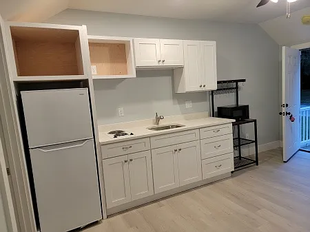 182 Sea St #8 — Photo 5
