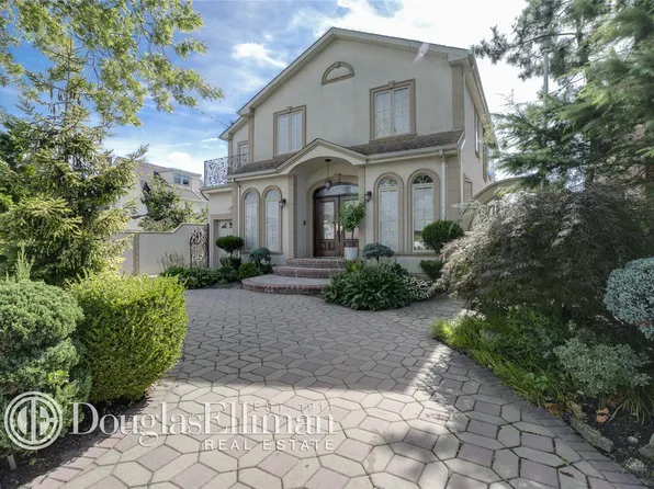 149-32 3rd Avenue image 1 of 22