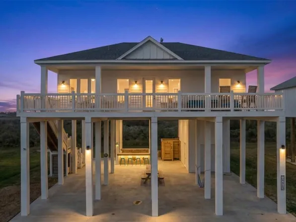 4413 Ranger Dr, Pt Bolivar, TX 77650