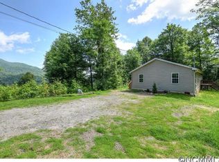 67 Monticello Ln, Waynesville, NC 28785