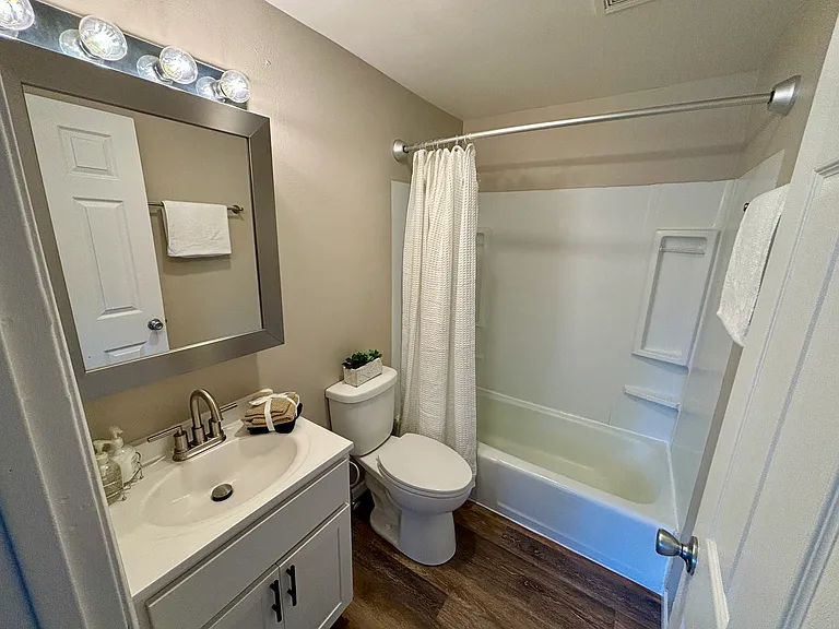 121 Capitol View Ter #8 — Photo 7