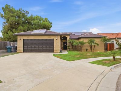 1692 Maple Court, Tulare, CA, 93274