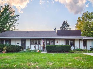 125 S Hadsall St, Genoa, IL 60135