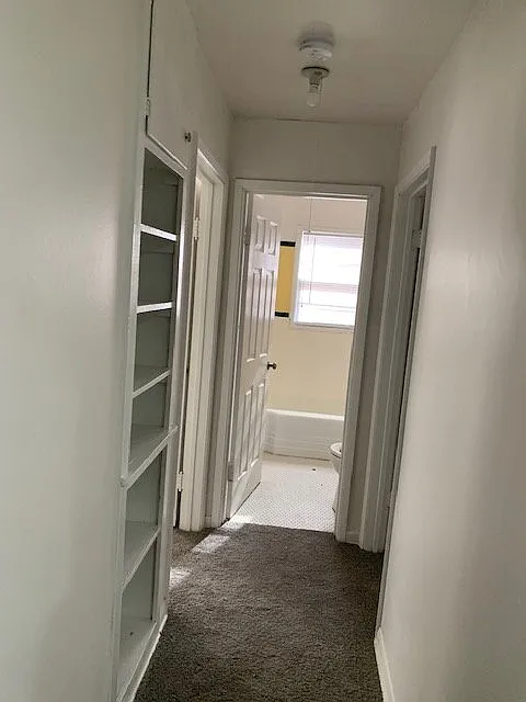2 bed, 1.0 bath, 727 sqft, $750 — Photo 3