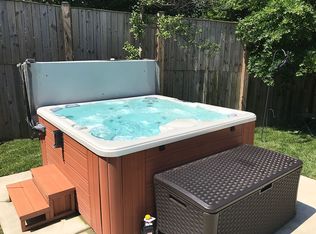 6366 Verde Ct, Alexandria, VA 22312