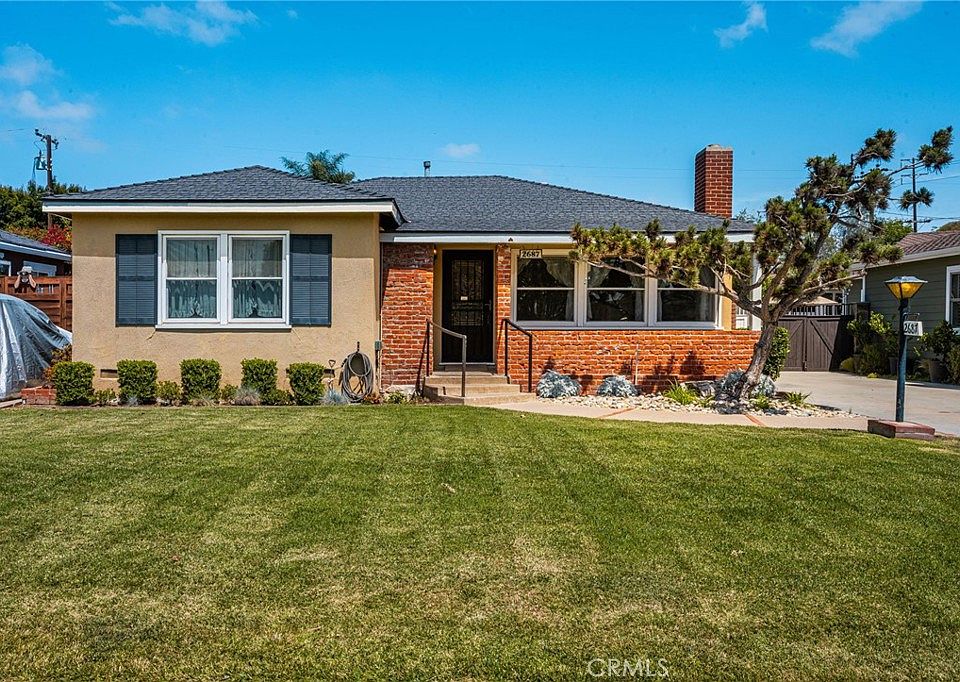 1st image of 2687 Riverside Dr
