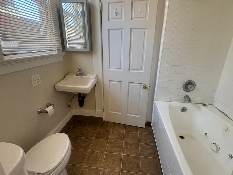 75 S 7th St #75 — Photo 13