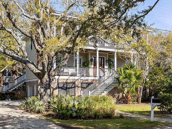 3rd image of 7 William St