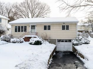 41 Yerxa Rd, Arlington, MA 02474