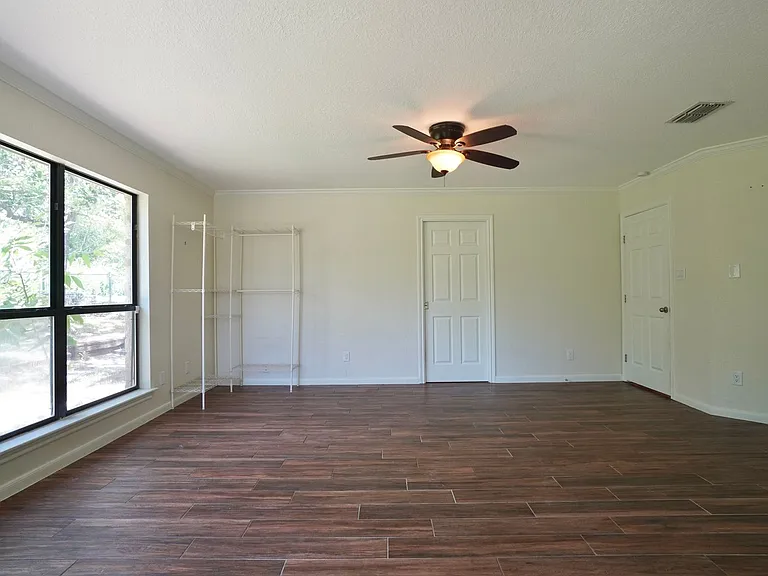 8 Woodhollow Trl — Photo 20