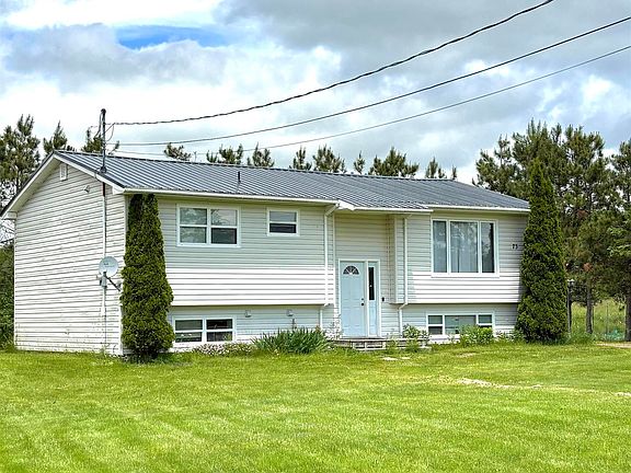 3rd image of 73 Staples Brook Rd
