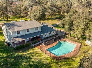 15565 Prospect Dr, Redding, CA 96001