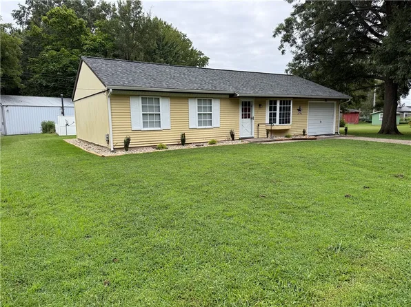 10758 Evergreen Blvd, Lawrenceville, IL 62439