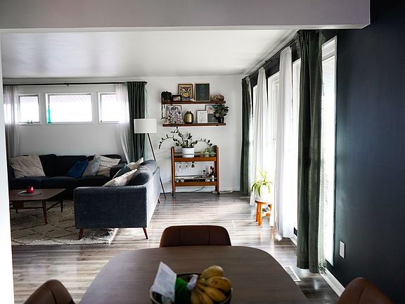 Dining room/living room