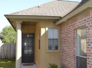 3102 Nicholson Lake Dr, Baton Rouge, LA 70810