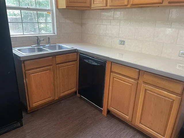 4316 Diaz Ave — Photo 6