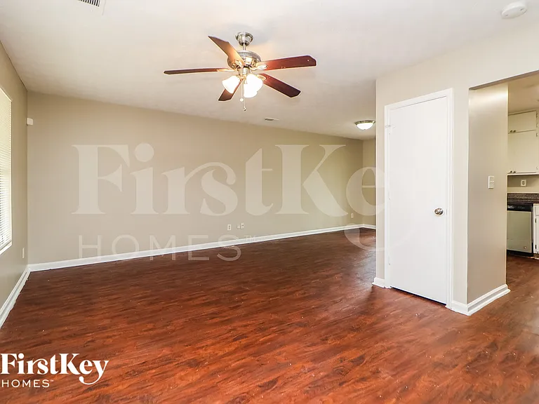 3346 Clevemont Way — Photo 5
