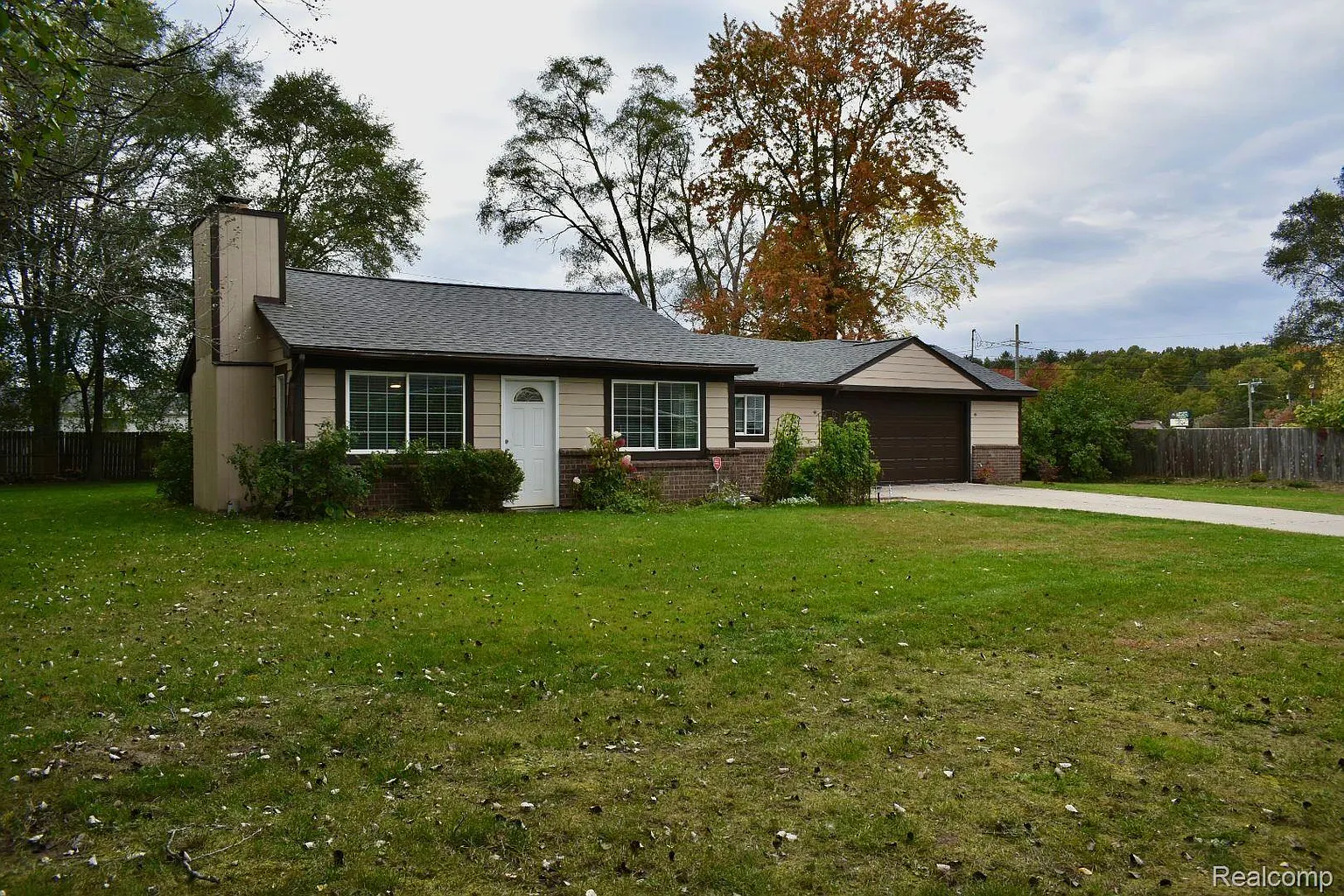 4669 Rockcroft Blvd photo 1