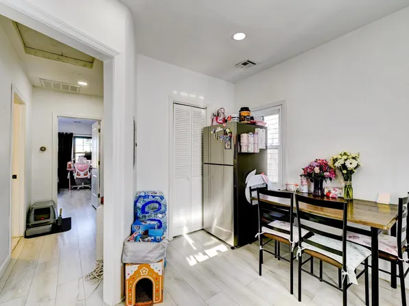 1215 80th Street image 6 of 18