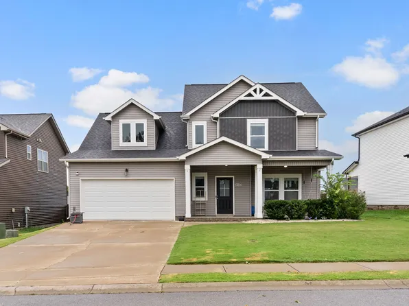 1157 Eagles Nest Ln, Clarksville, TN 37040