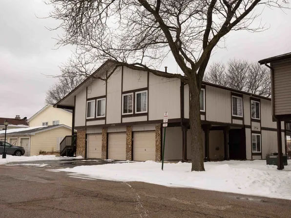 7524 Bristol Ln Unit 2, Hanover Park, IL 60133