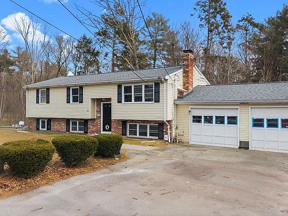 2nd image of 36 Kalmia Rd